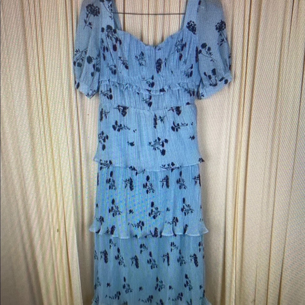 Boohoo Blue Floral Plisse Tiered Frill Midi Dress Spring Wedding Formal NEW US 8